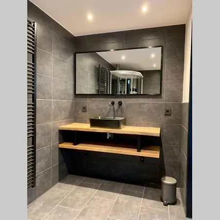 Luxe 6-persoons Vakantiewoning “de Boomgaard” * Appeltern