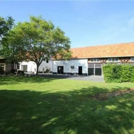 Luxe 6-persoons Vakantiewoning “de Boomgaard” Holiday home