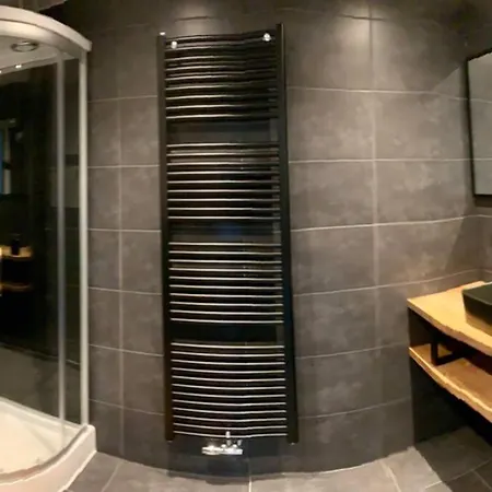 Luxe 6-persoons Vakantiewoning “de Boomgaard” * Appeltern