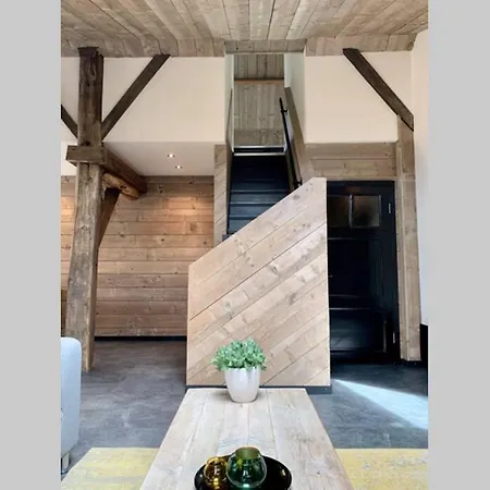 Holiday home Luxe 6-persoons Vakantiewoning “de Boomgaard” Appeltern