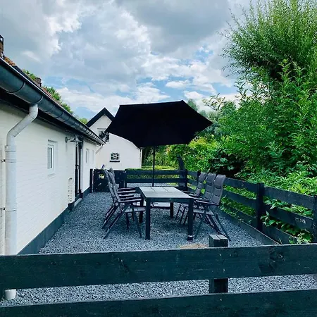 Holiday home Luxe 6-persoons Vakantiewoning “de Boomgaard”